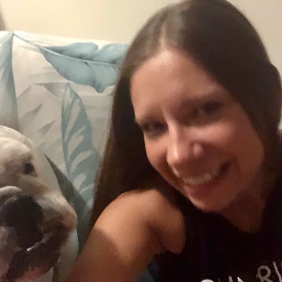 Meet your Posher, Kristy - Picture 2 of 3